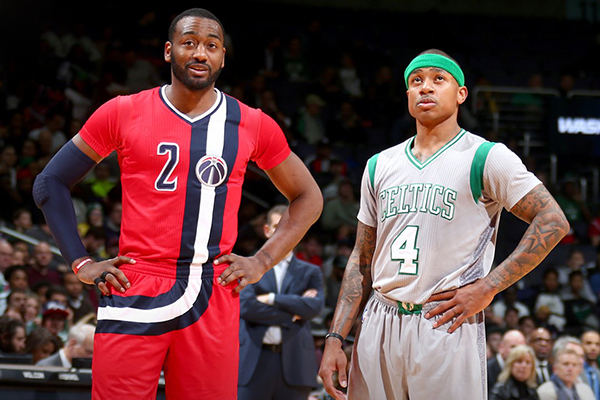 皇马四名首发后卫无人踢完全场，两人染红一人伤退一人被换下（皇马首发后卫无一踢满：两人被罚下、一人伤退、一人被换）